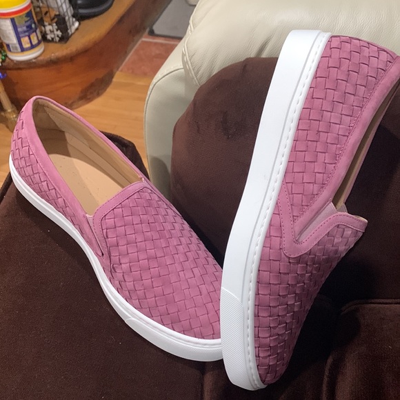 New no box beautiful shoes M.GEMÍ size 10 incredible confort lightweight - Picture 2 of 5